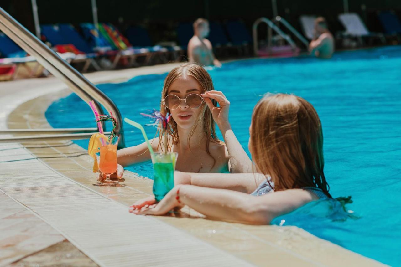 גולדן סנדס Atlas Hotel מראה חיצוני תמונה