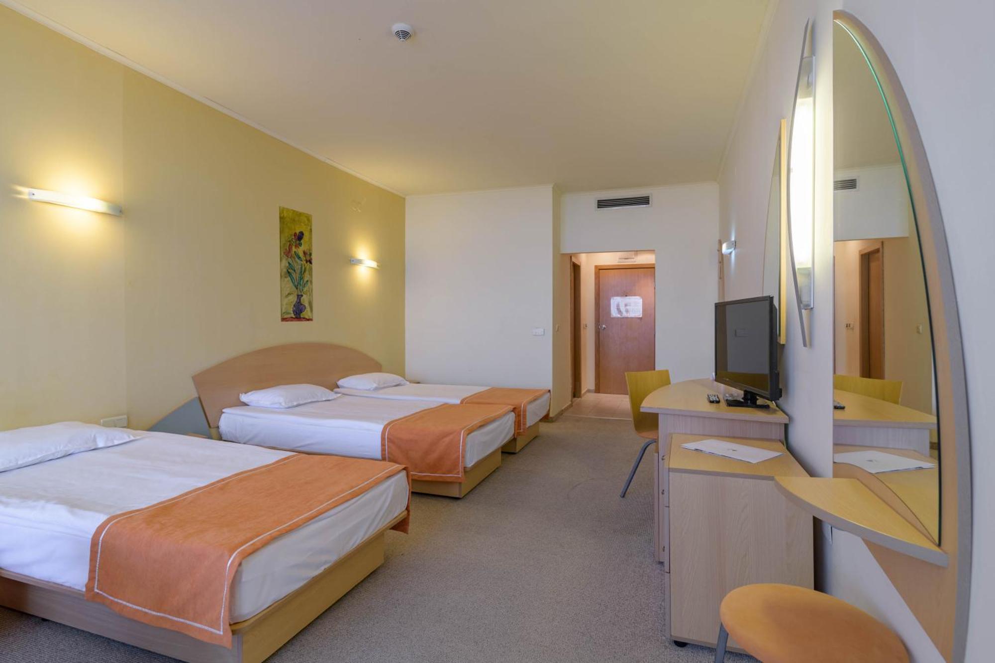 גולדן סנדס Atlas Hotel מראה חיצוני תמונה